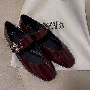 Zara Women's Deep Red Patent Flats